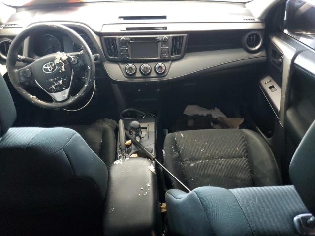 Toyota RAV4 Le Image 13