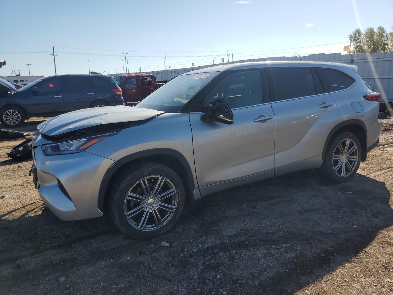 Toyota Highlander L Image 1