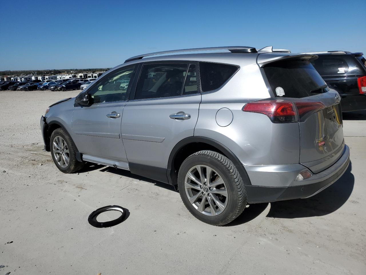 Toyota RAV4 Limited Image 4