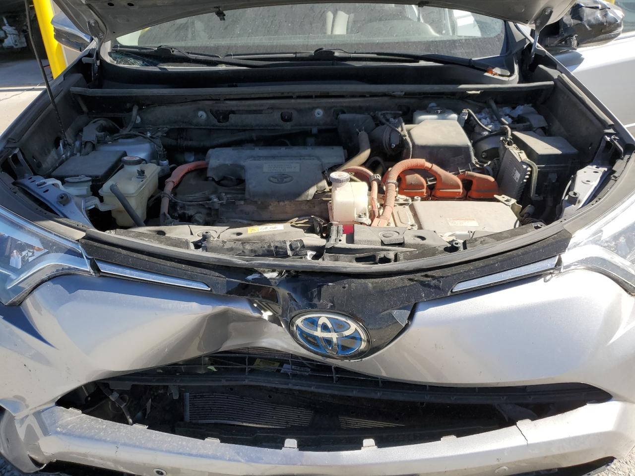 Toyota RAV4 Limited Image 13