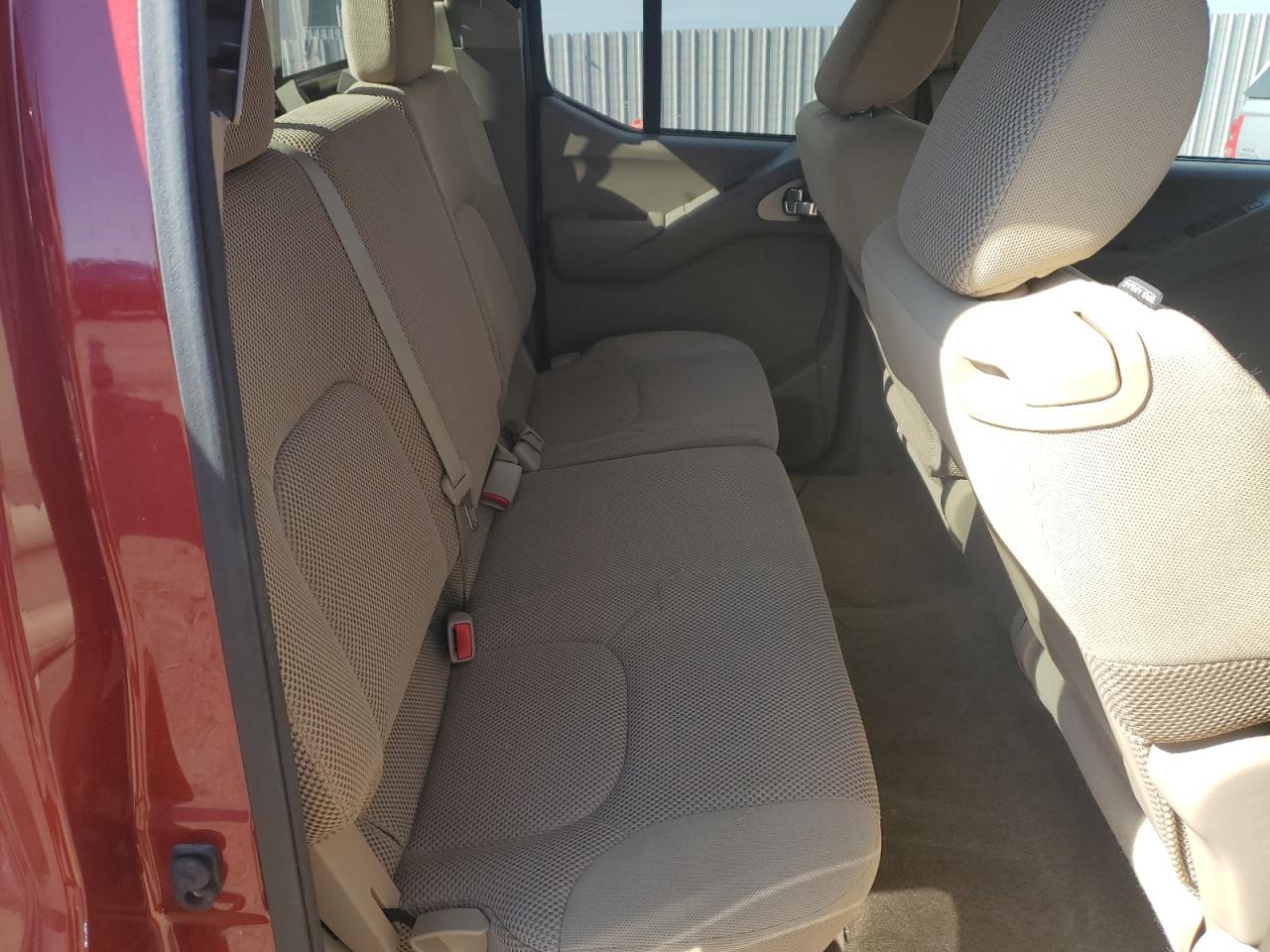 Nissan Frontier S Image 6