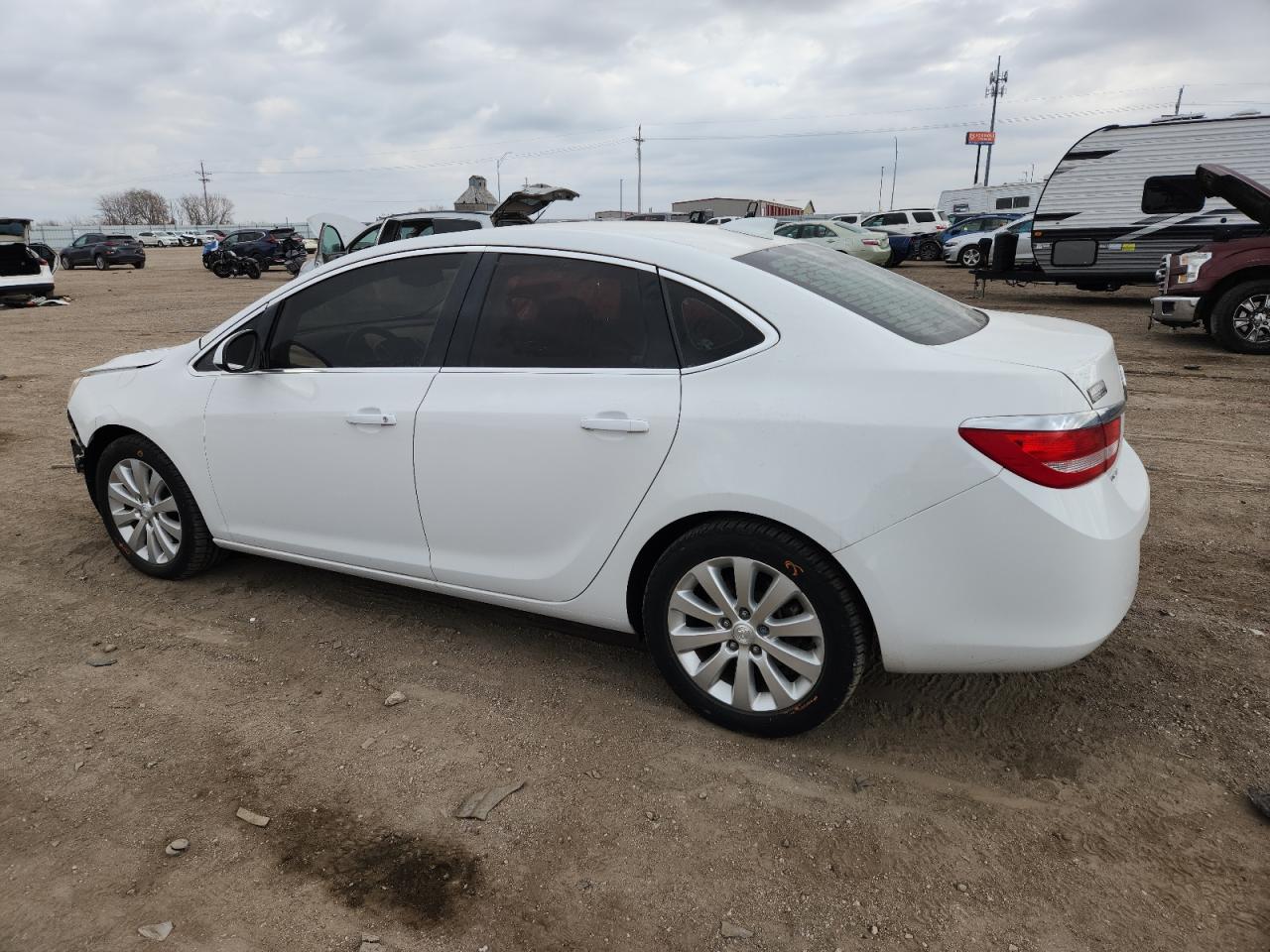 Buick Verano Image 2