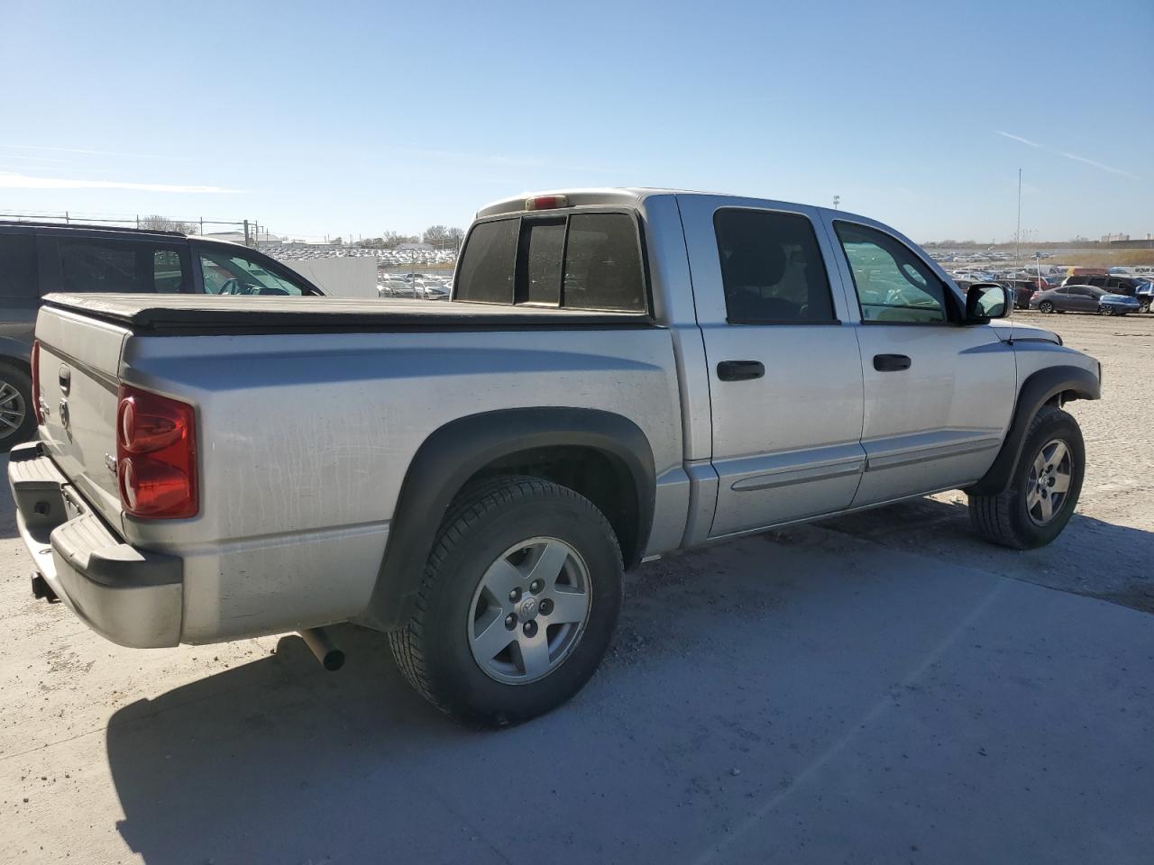 Dodge Dakota Quad Slt Image 6