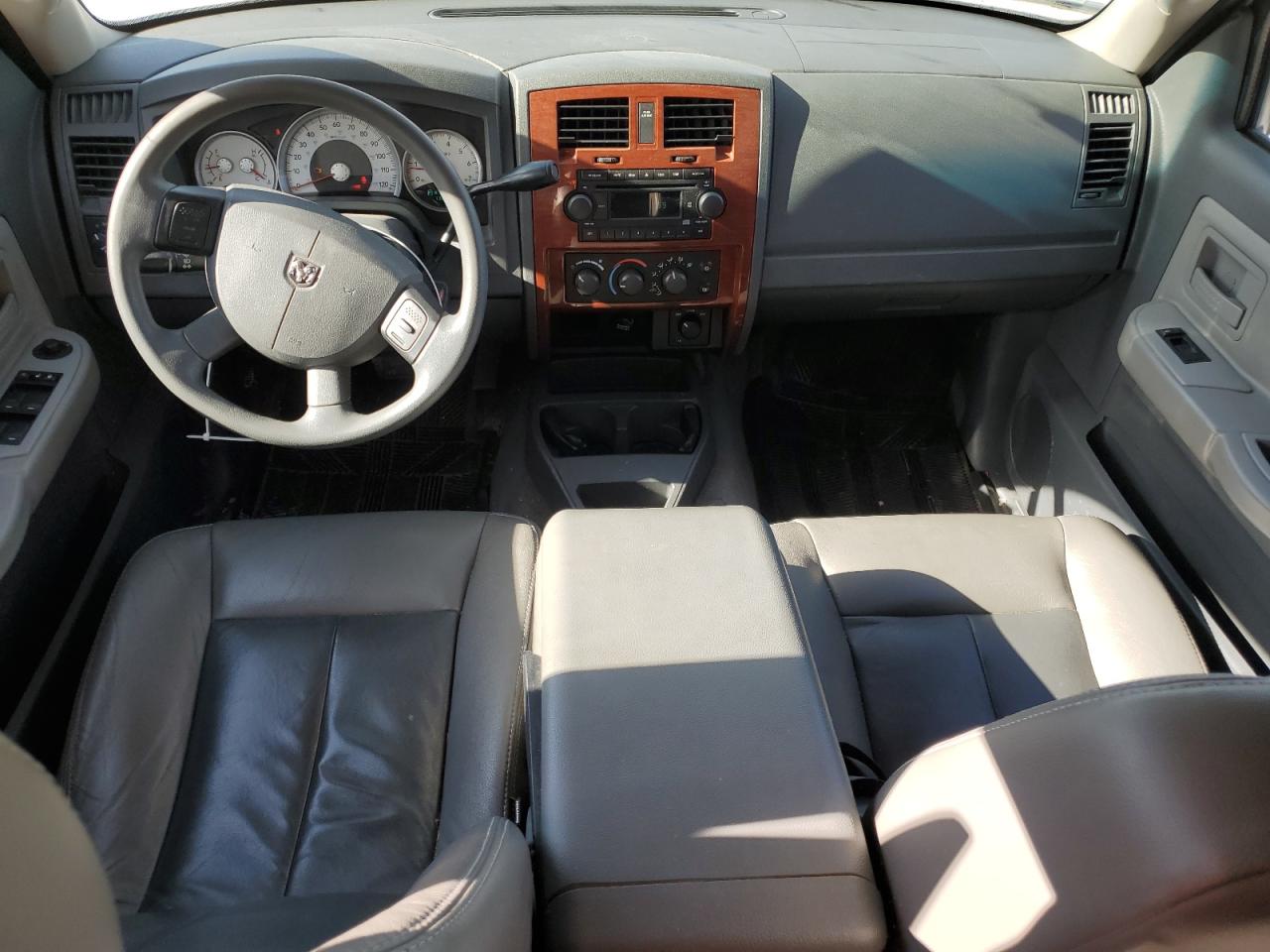 Dodge Dakota Quad Slt Image 12