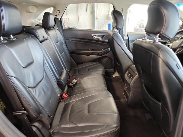 Ford Edge Titanium Image 3