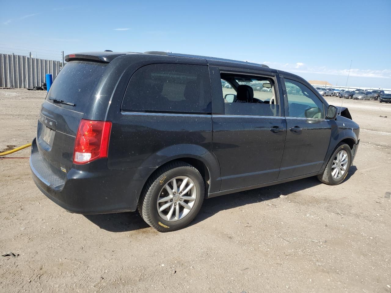 Dodge Caravan Sxt Image 2