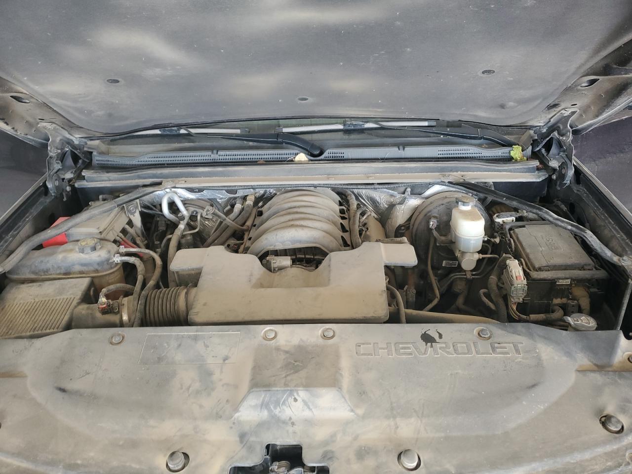 Chevrolet Suburban K1500 Lt Image 10