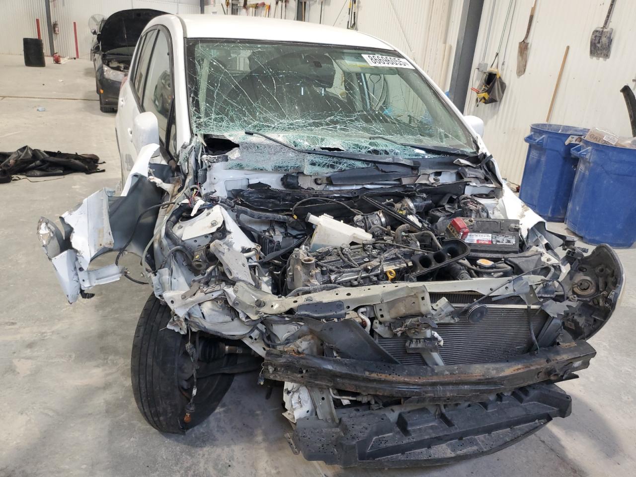 Nissan Versa S Image 12