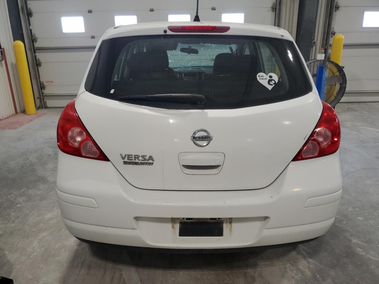 Nissan Versa S Image 7