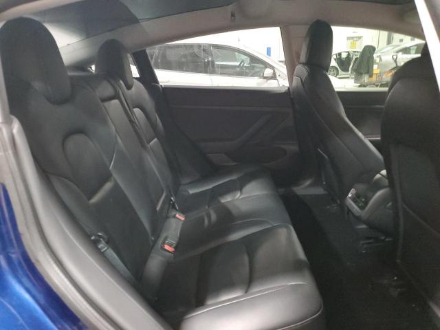 Tesla Model 3 Image 9