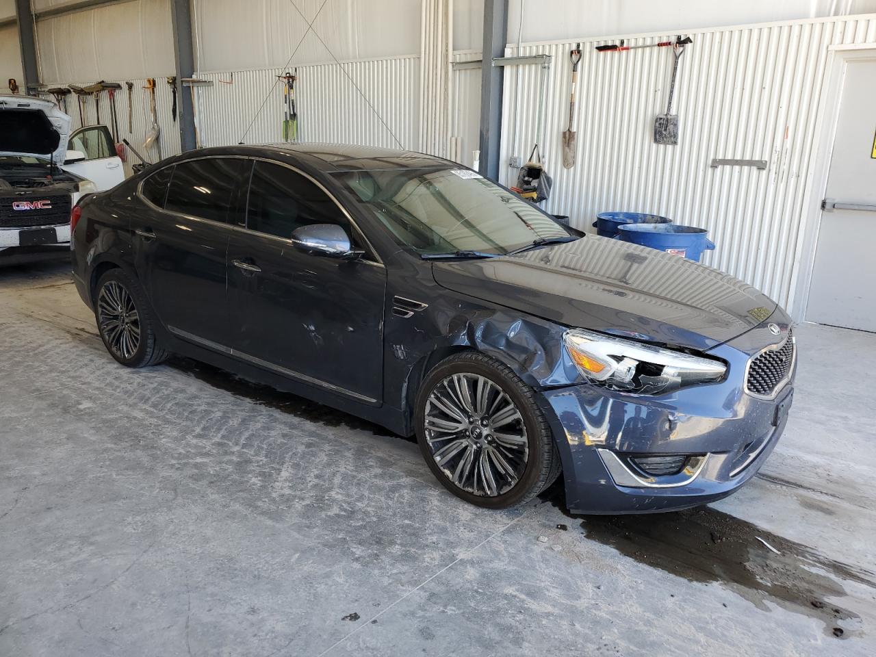 Kia Cadenza Premium Image 6