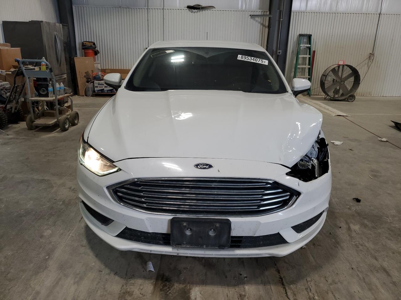 Ford Fusion Se Hybrid Image 2