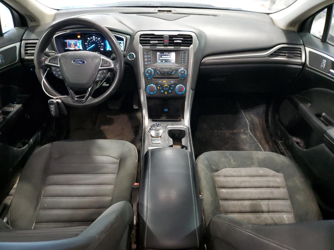 Ford Fusion Se Hybrid Image 5