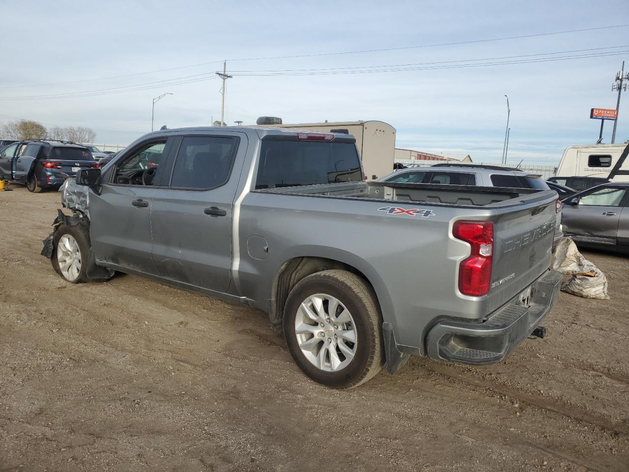 Chevrolet Silverado K1500 Custom Image 2