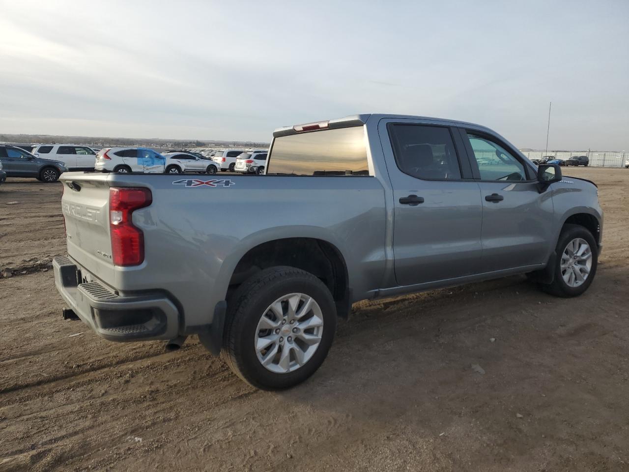 Chevrolet Silverado K1500 Custom Image 12