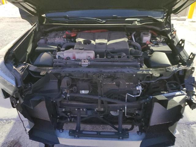 Toyota Sequoia Sr5 Image 11