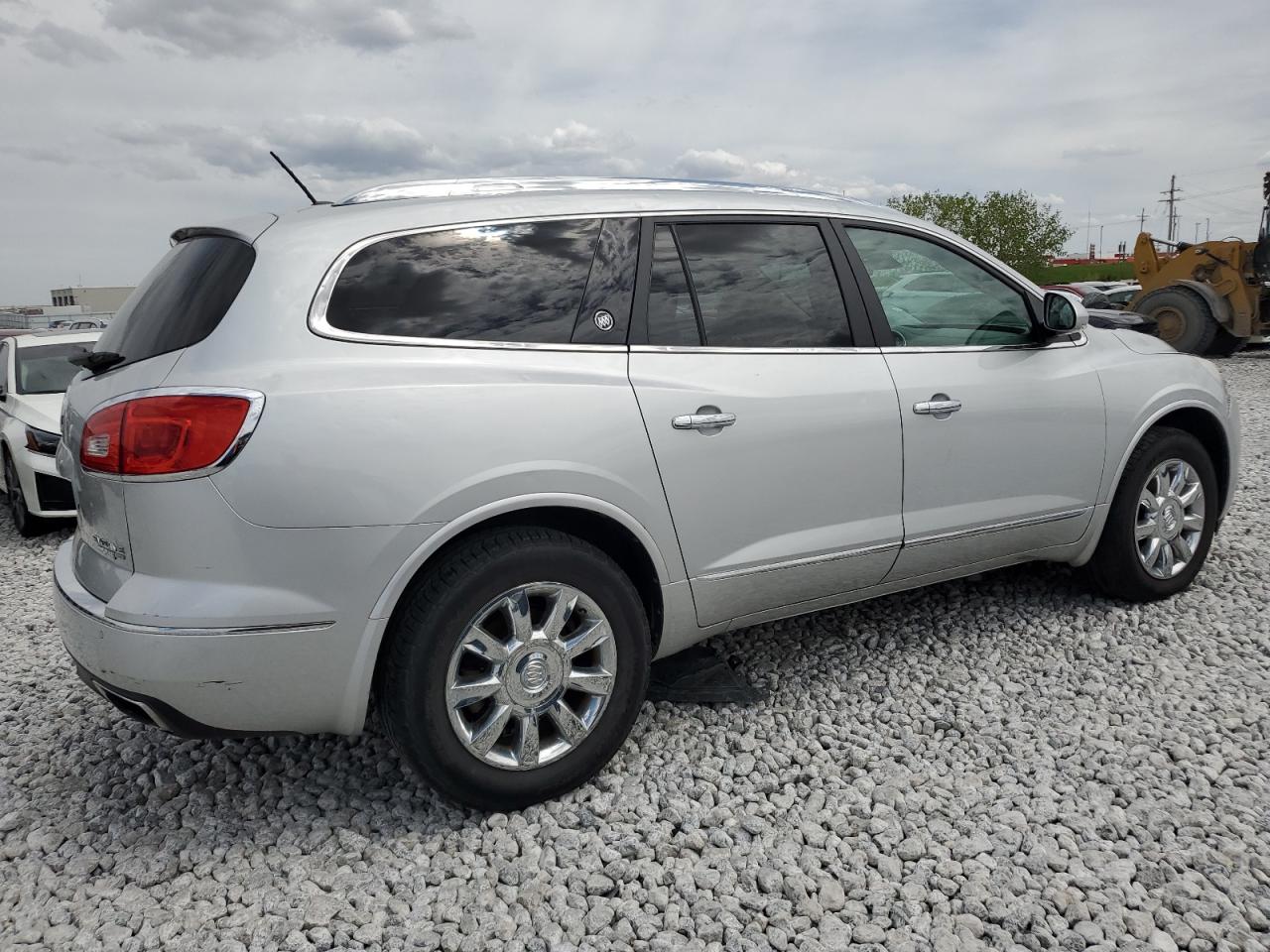 Buick Enclave Image 3