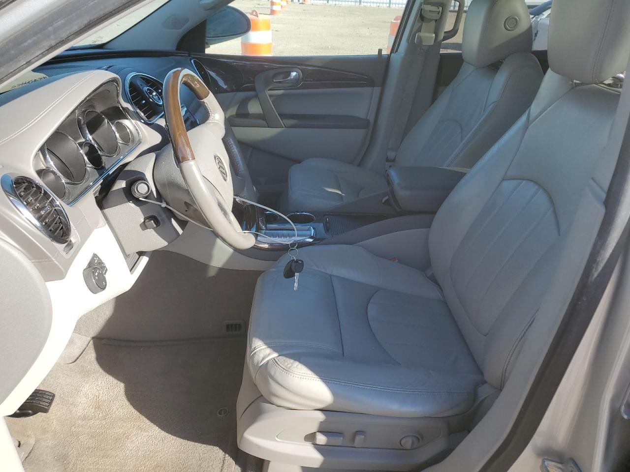 Buick Enclave Image 4