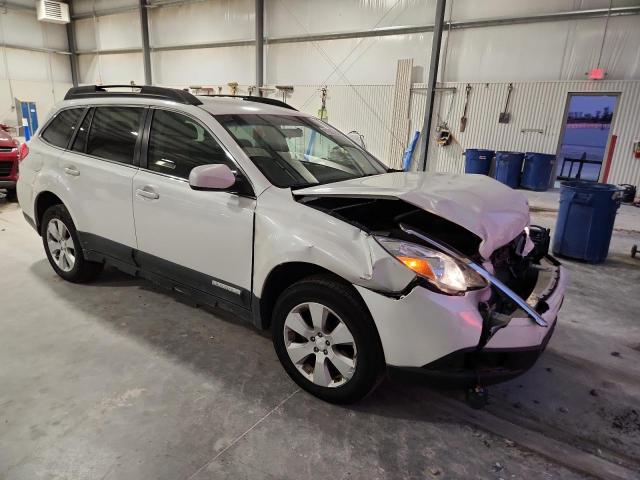 Subaru Outback 2.5i Premium Image 3