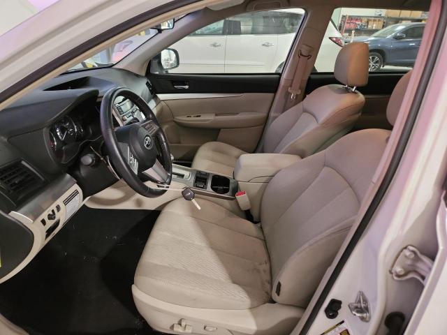 Subaru Outback 2.5i Premium Image 8