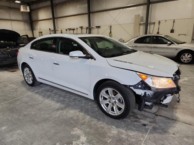 Buick LaCrosse Image 9