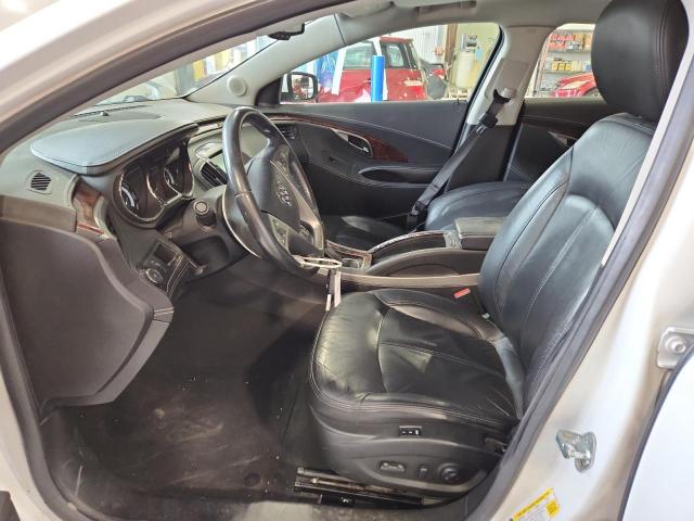 Buick LaCrosse Image 11