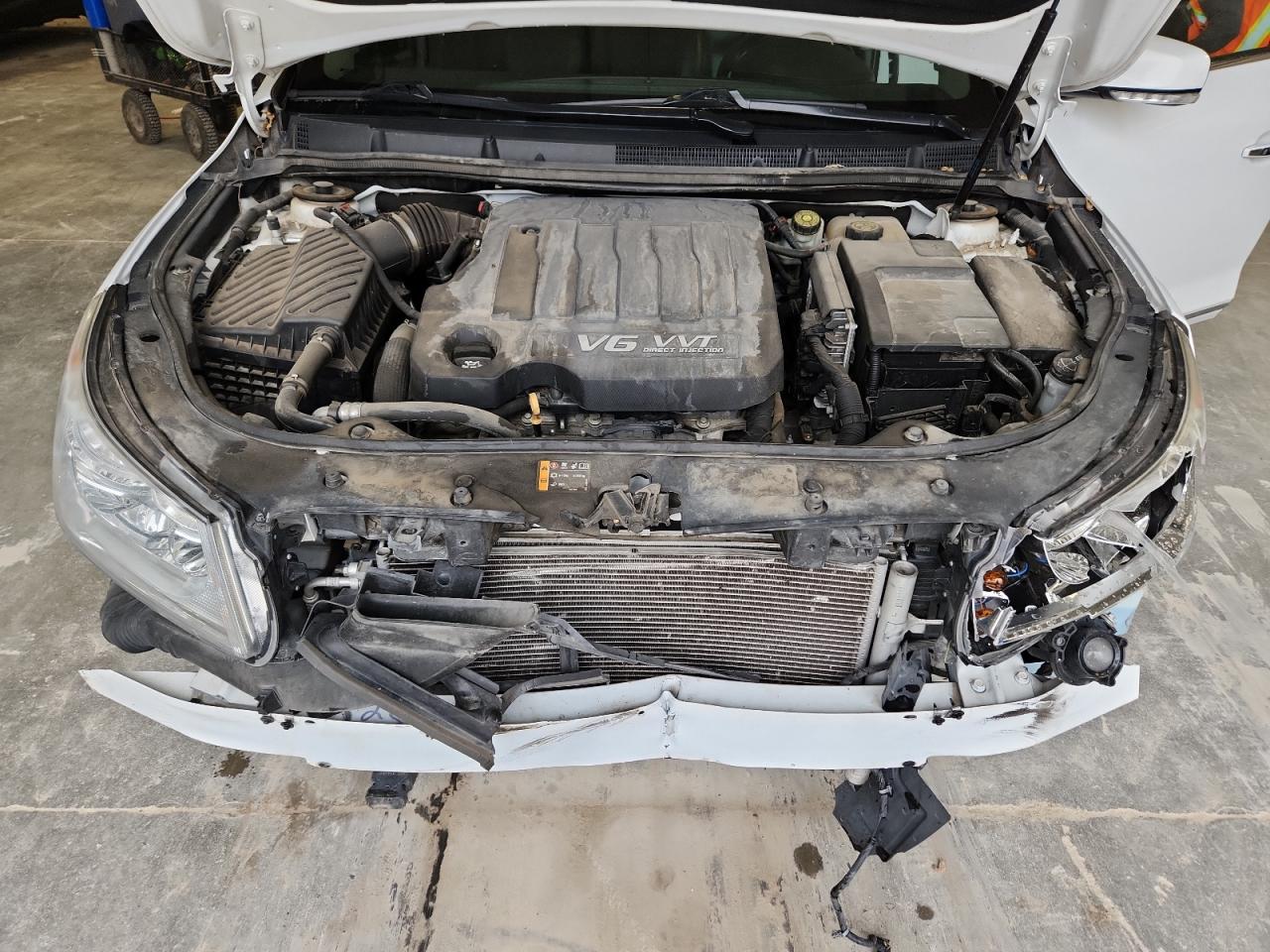 Buick LaCrosse Image 12