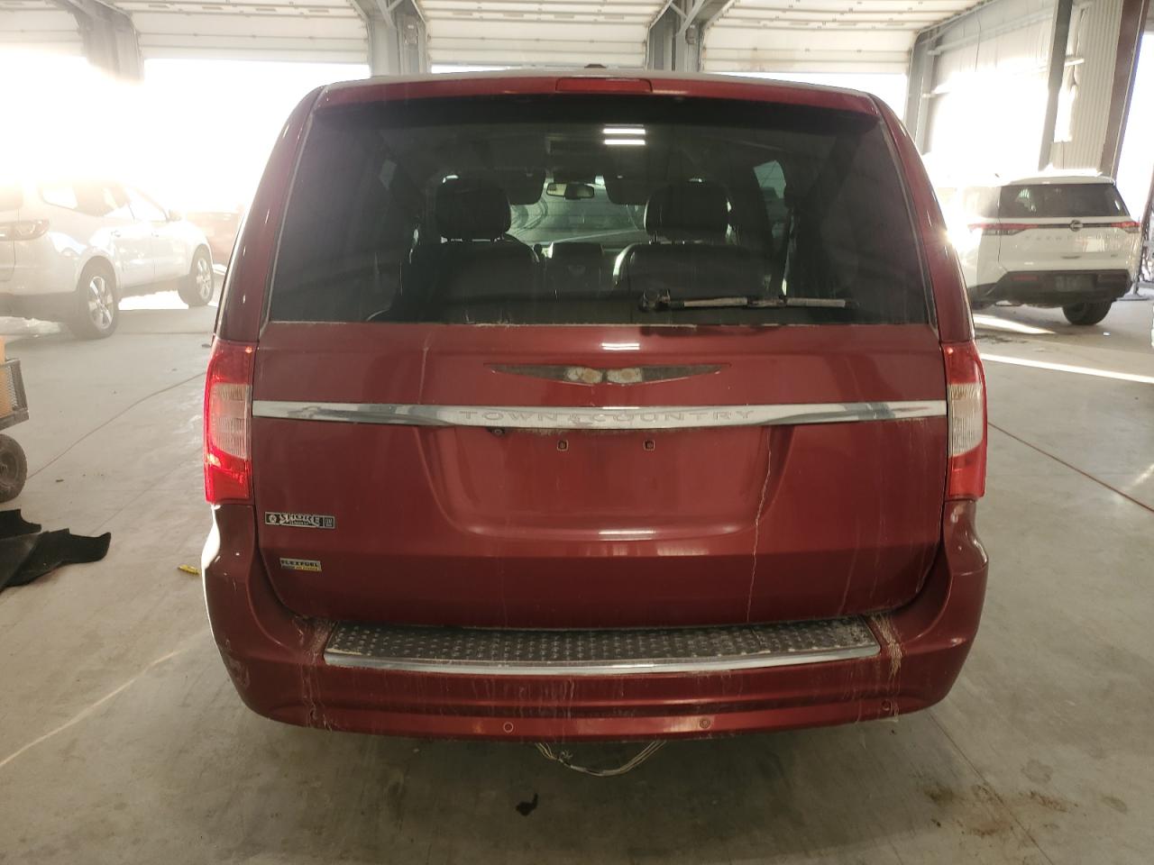 Chrysler Minivan Touring L Image 9