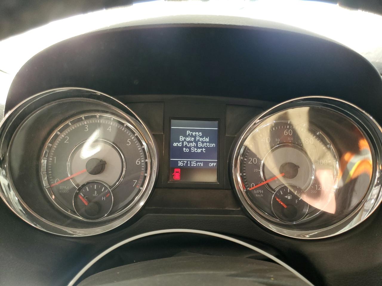 Chrysler Minivan Touring L Image 8