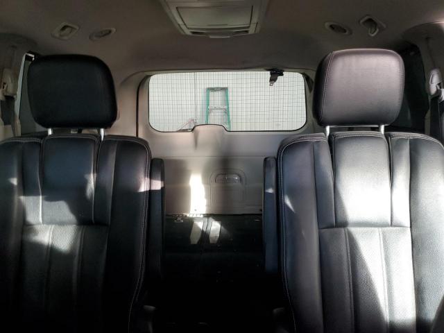 Chrysler Minivan Touring L Image 10