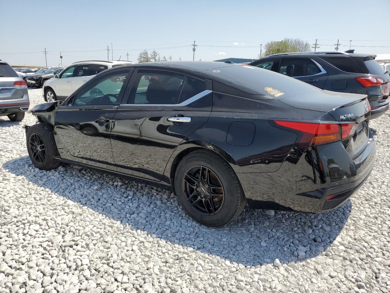 Nissan Altima S Image 4