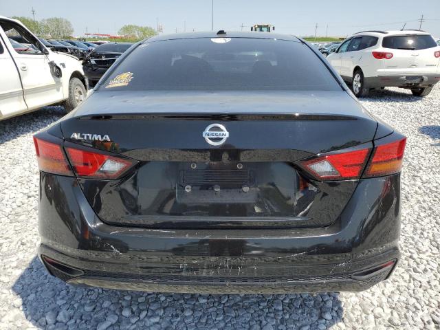 Nissan Altima S Image 8