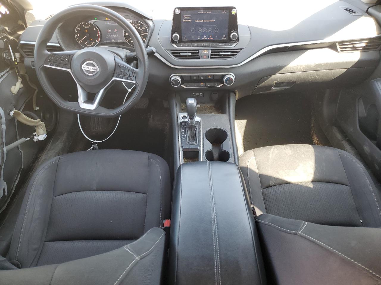 Nissan Altima S Image 5