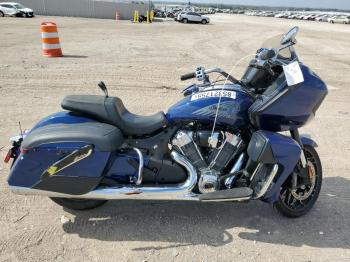  Salvage Indian Motorcycle Co Challenger