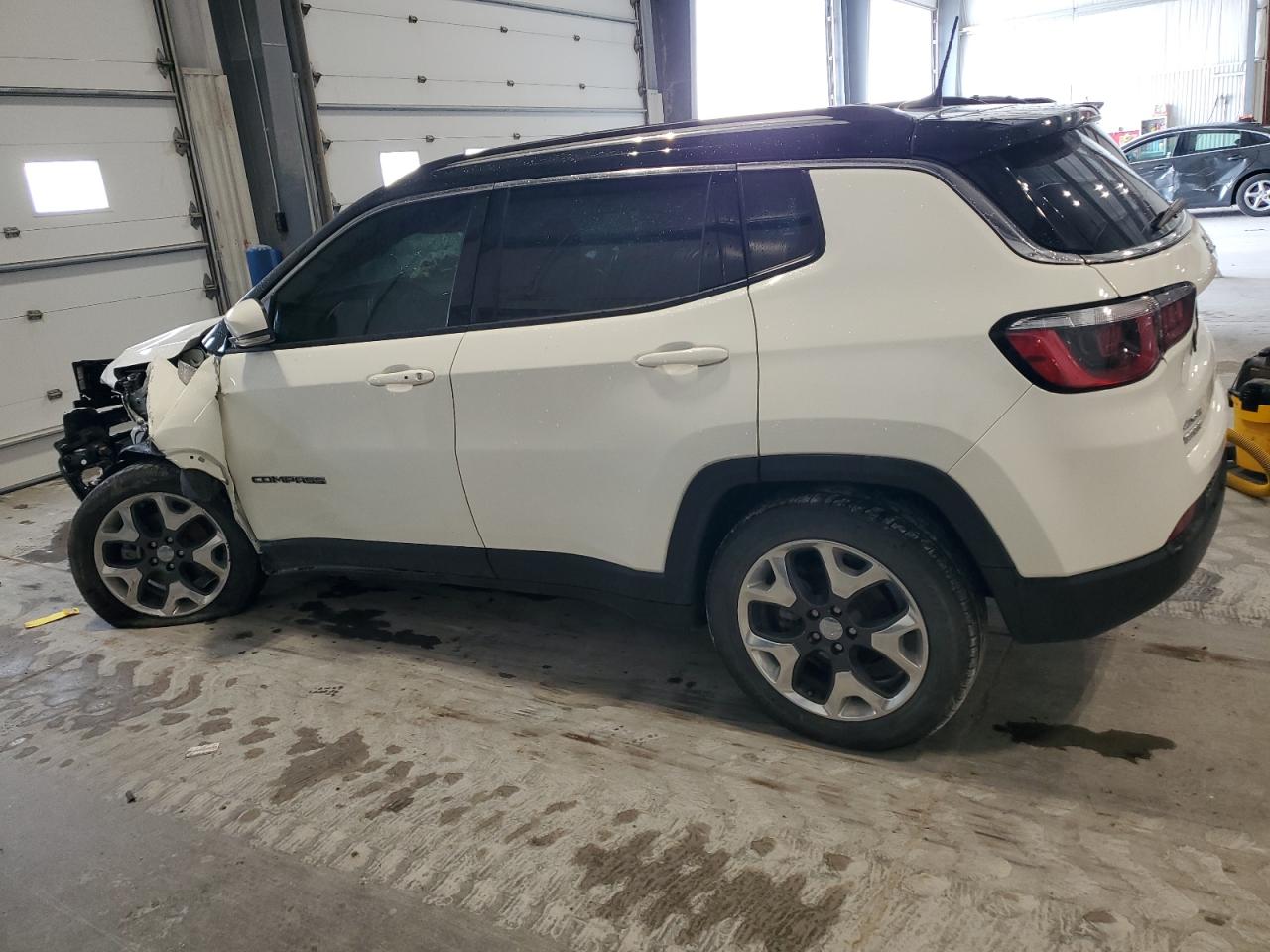 Jeep Compass Limited Image 3