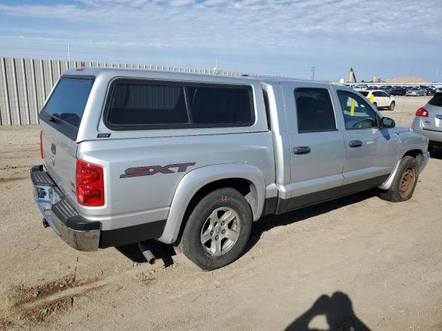 Dodge Dakota Quad Image 12