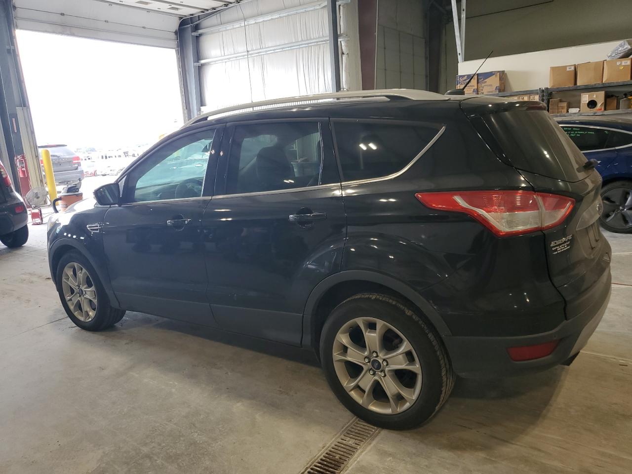 Ford Escape Titanium Image 11