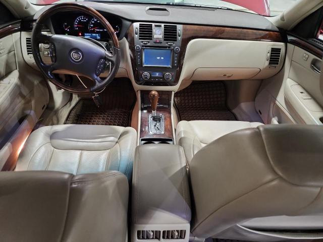 Cadillac DTS Image 12