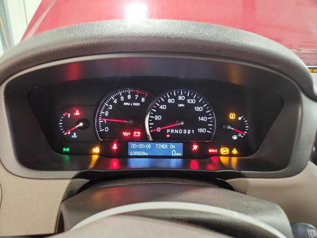 Cadillac DTS Image 11