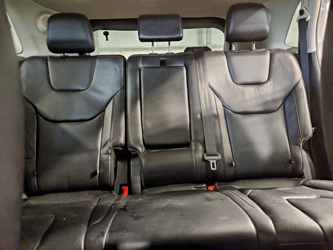 Ford Edge Titanium Image 4