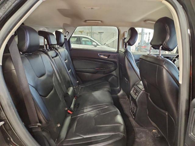 Ford Edge Titanium Image 3