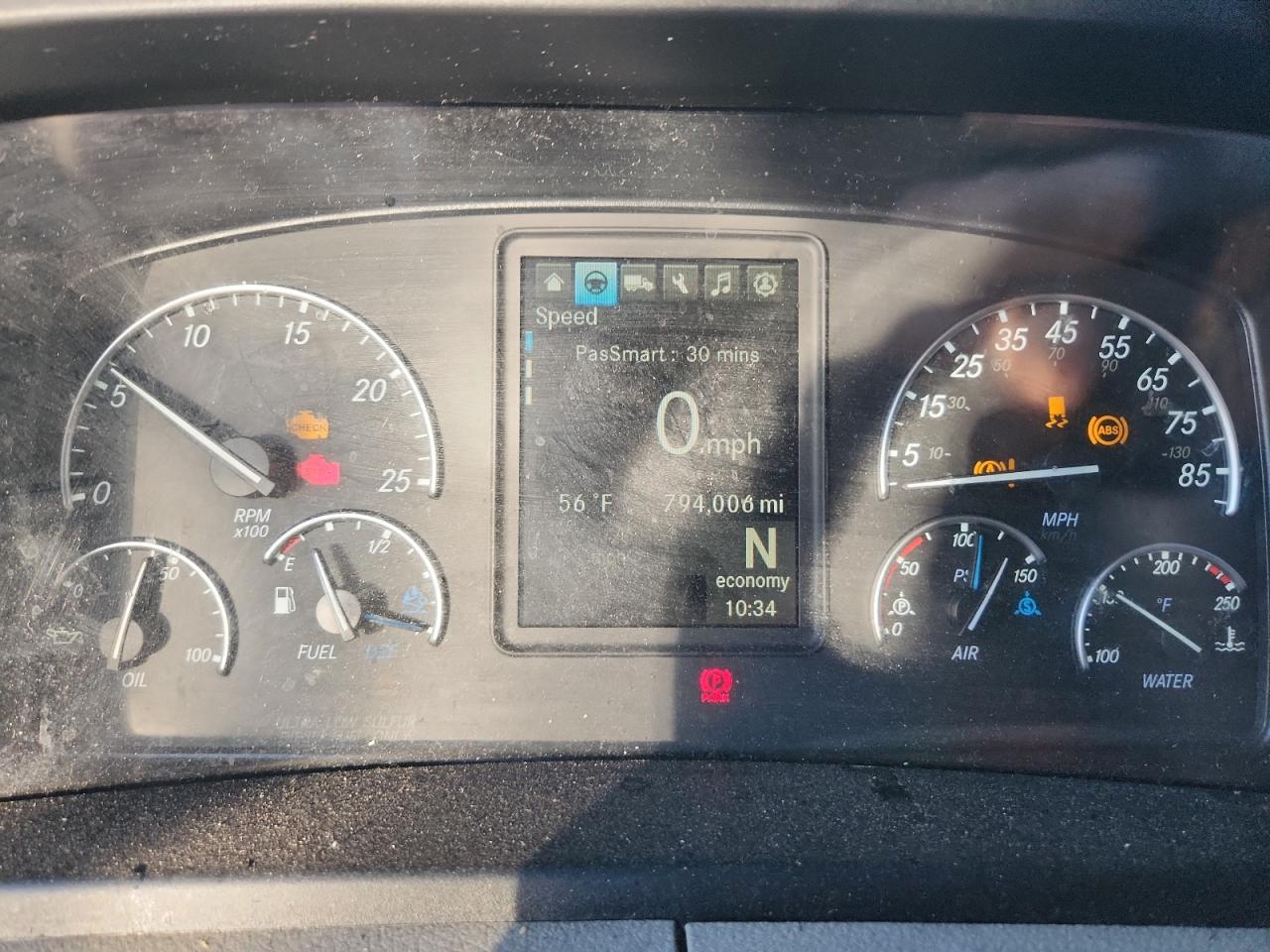 Freightliner Cascadia 1 Image 6