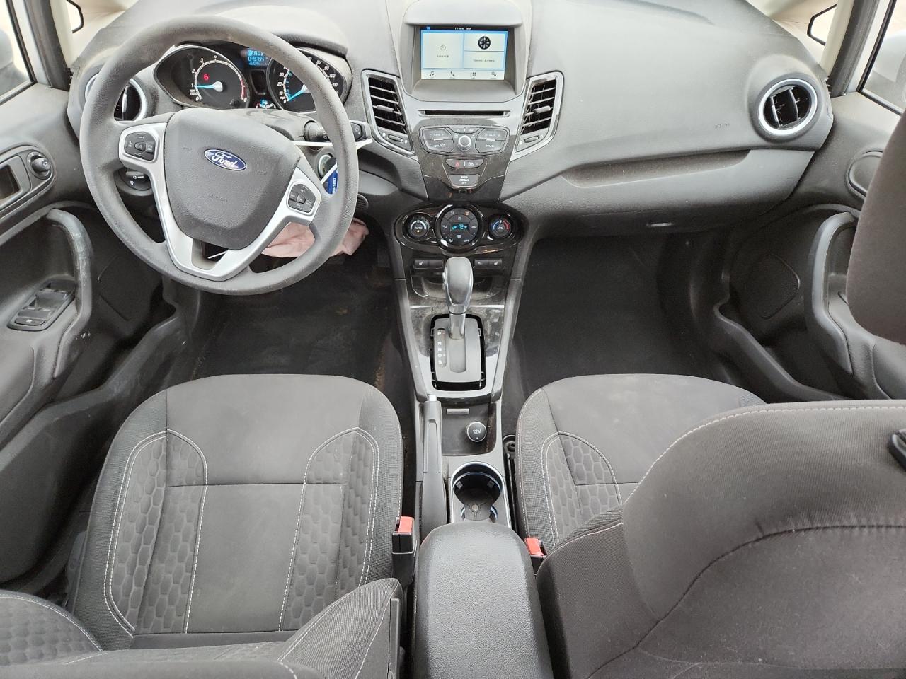 Ford Fiesta Se Image 6