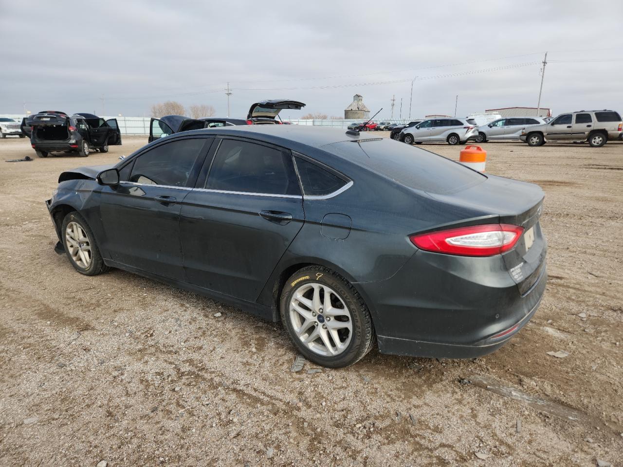 Ford Fusion Se Image 3