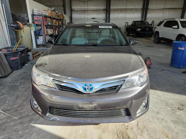 Toyota Camry Hybrid Image 7