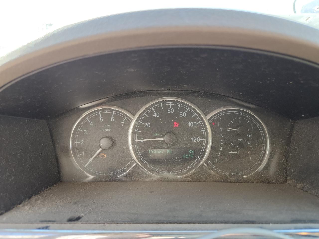 Buick LaCrosse Cx Image 12