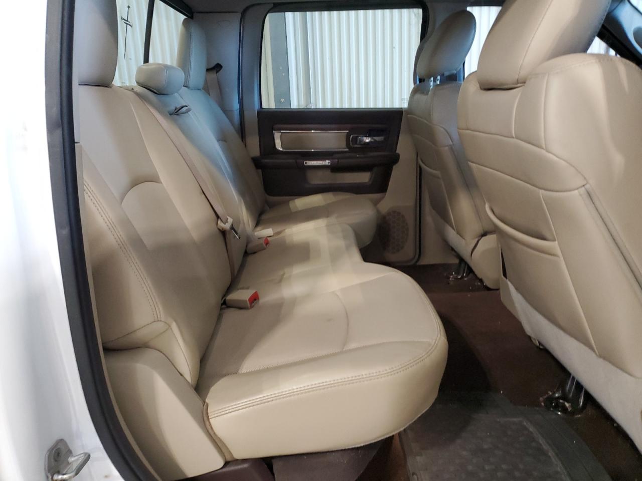 Ram 1500 Laramie Image 9