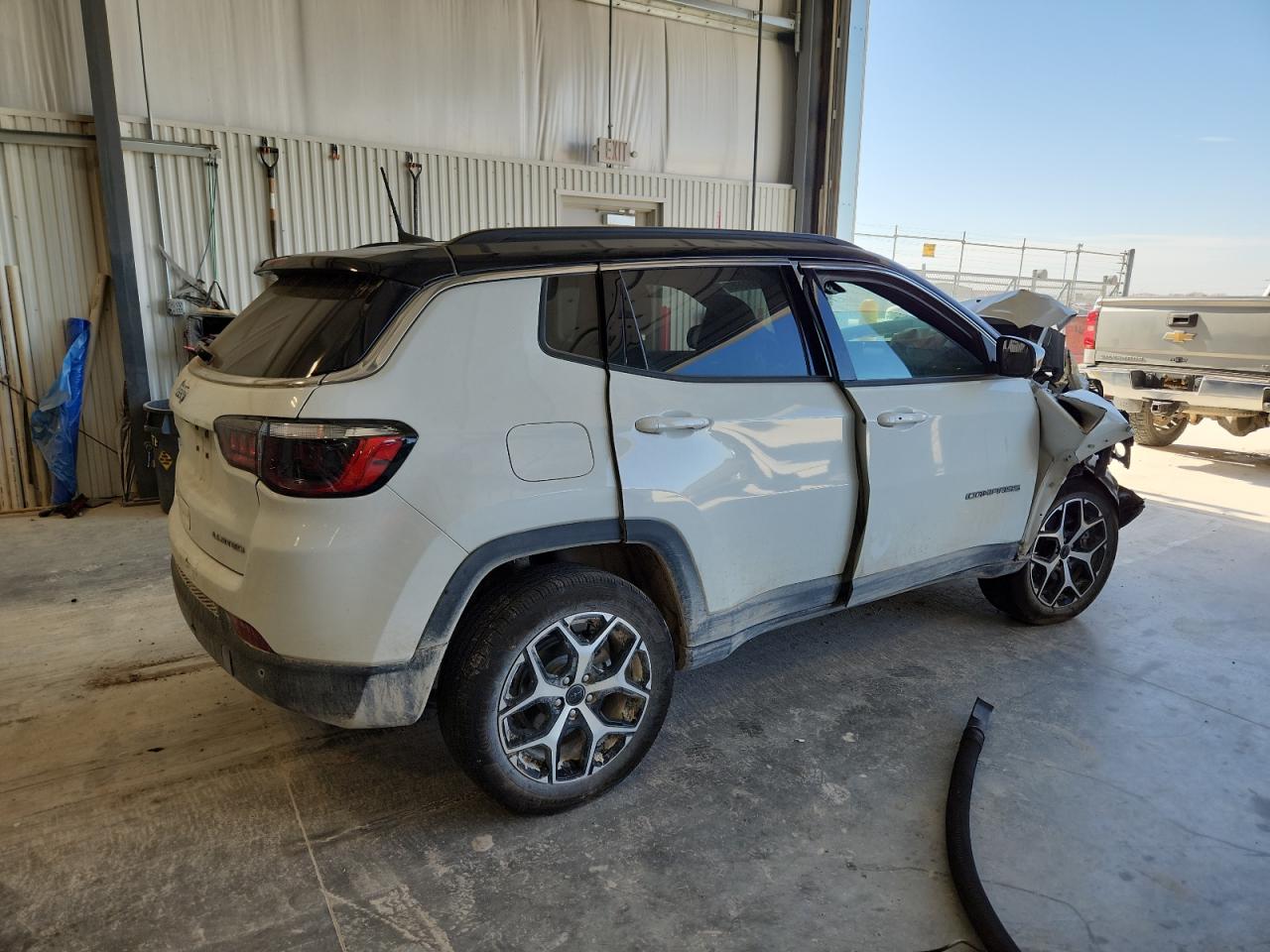 Jeep Compass Limited Image 13