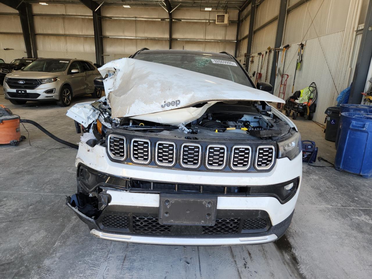 Jeep Compass Limited Image 3