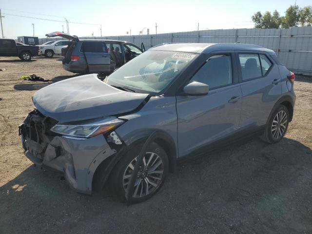  Salvage Nissan Kicks